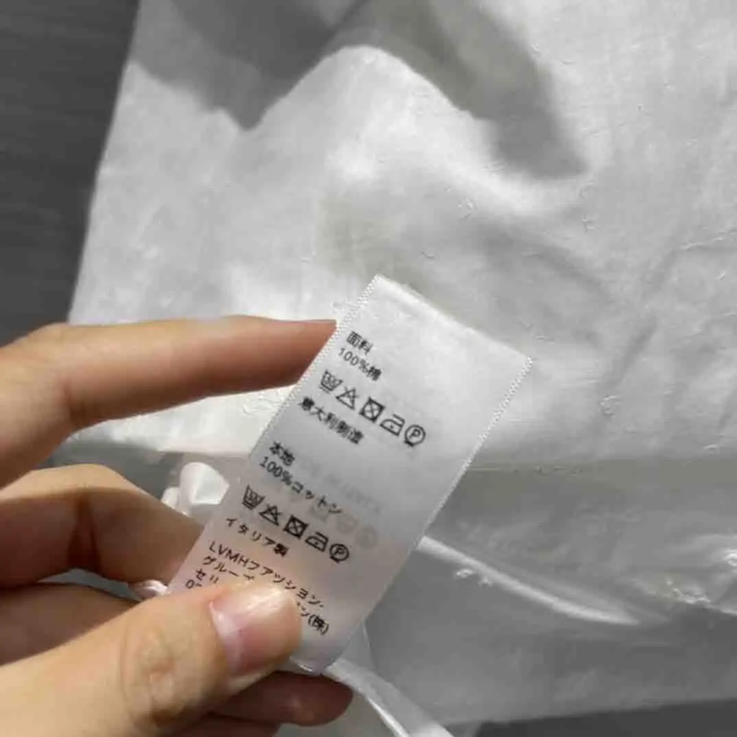 2021 Summer White Blouses for Women Luxury Brand Stand Collar Flying Sleeve Casual Blouses Fashion Embroidery Cotton Blouse Lady
2021 Summer White Blouses for Women Luxury Brand Stand Collar Flying Sleeve Casual Blouses Fashion Embroidery Cotton Blouse Lady