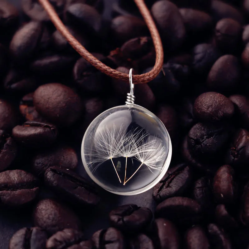 New Fashion Dried Flower Dandelion Transparent Glass Ball Pendant Necklace Long Chain Necklace for Women DIY Choker Jewelry Gift
New Fashion Dried Flower Dandelion Transparent Glass Ball Pendant Necklace Long Chain Necklace for Women DIY Choker Jewelry Gift
