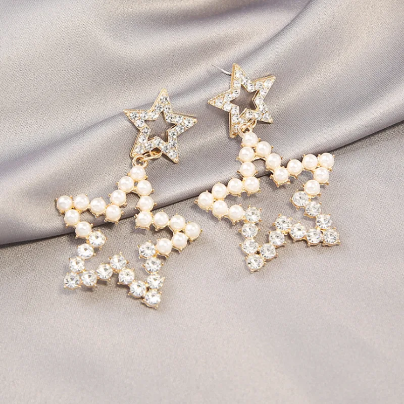 Japanese and Korean classic double star pendant earrings 2021 new arrival high quality women's geometric crystal earrings
Japanese and Korean classic double star pendant earrings 2021 new arrival high quality women's geometric crystal earrings