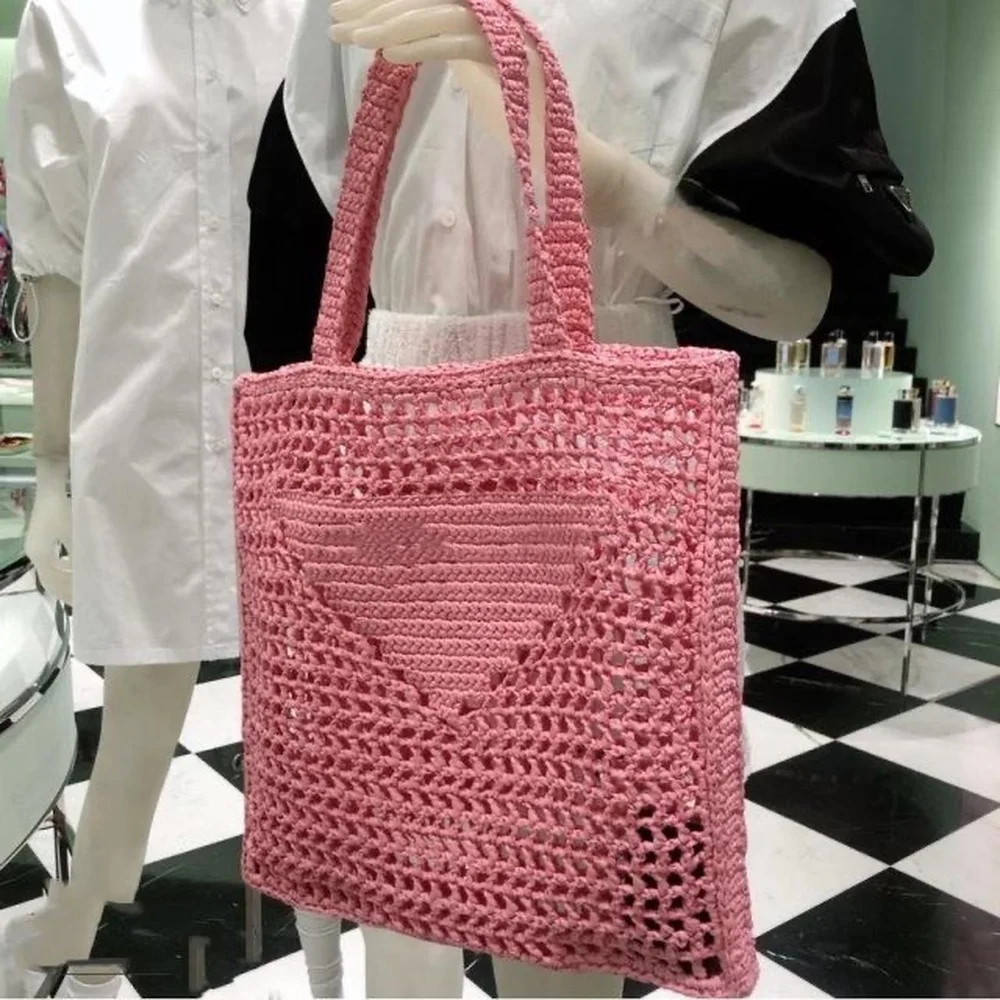 Hand-woven ladies handbag 2021 luxury summer straw woven beach handbag travel shopping woven shopping shoulder bag top quality
Hand-woven ladies handbag 2021 luxury summer straw woven beach handbag travel shopping woven shopping shoulder bag top quality