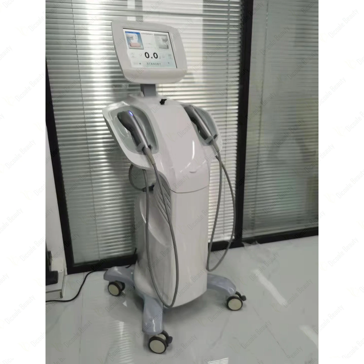 2021 Latest 7D HIFU Machine Dual Handle 2 Handles Beauty Equipment Face Lifting Skin Tightening
2021 Latest 7D HIFU Machine Dual Handle 2 Handles Beauty Equipment Face Lifting Skin Tightening