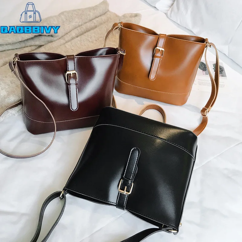 New 2021 Vintage Women Leather Solid Bucket Bag Brand Luxury Ladies Fashion Travel Shoulder Bag Messenger Crossbody Bags
New 2021 Vintage Women Leather Solid Bucket Bag Brand Luxury Ladies Fashion Travel Shoulder Bag Messenger Crossbody Bags