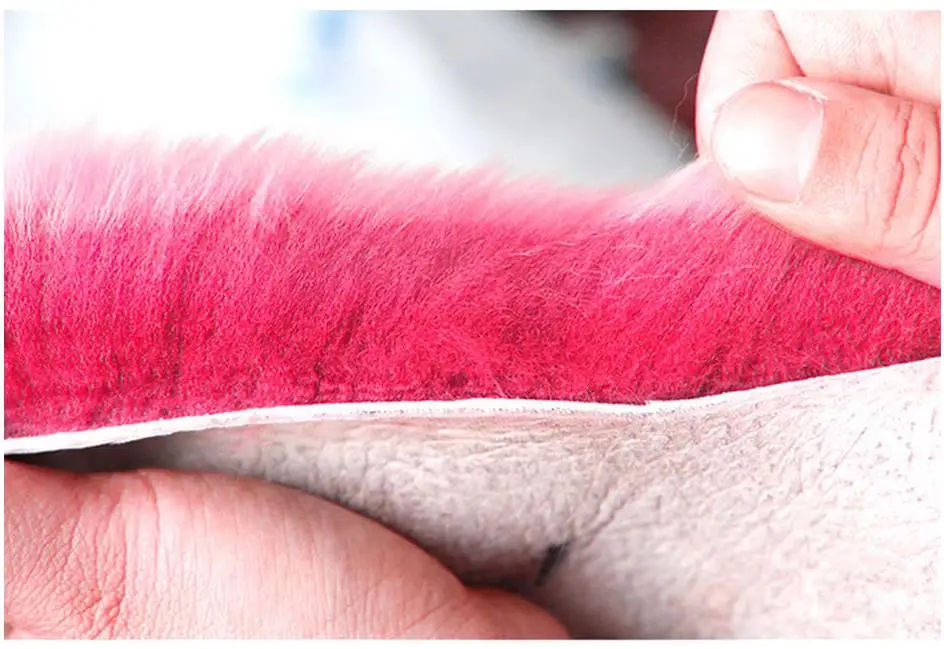Winter Fur Warm long Wool Plush Steering Wheel Cover Woolen Winter fur Leather Handle Sleeves Car Accessory
Winter Fur Warm long Wool Plush Steering Wheel Cover Woolen Winter fur Leather Handle Sleeves Car Accessory