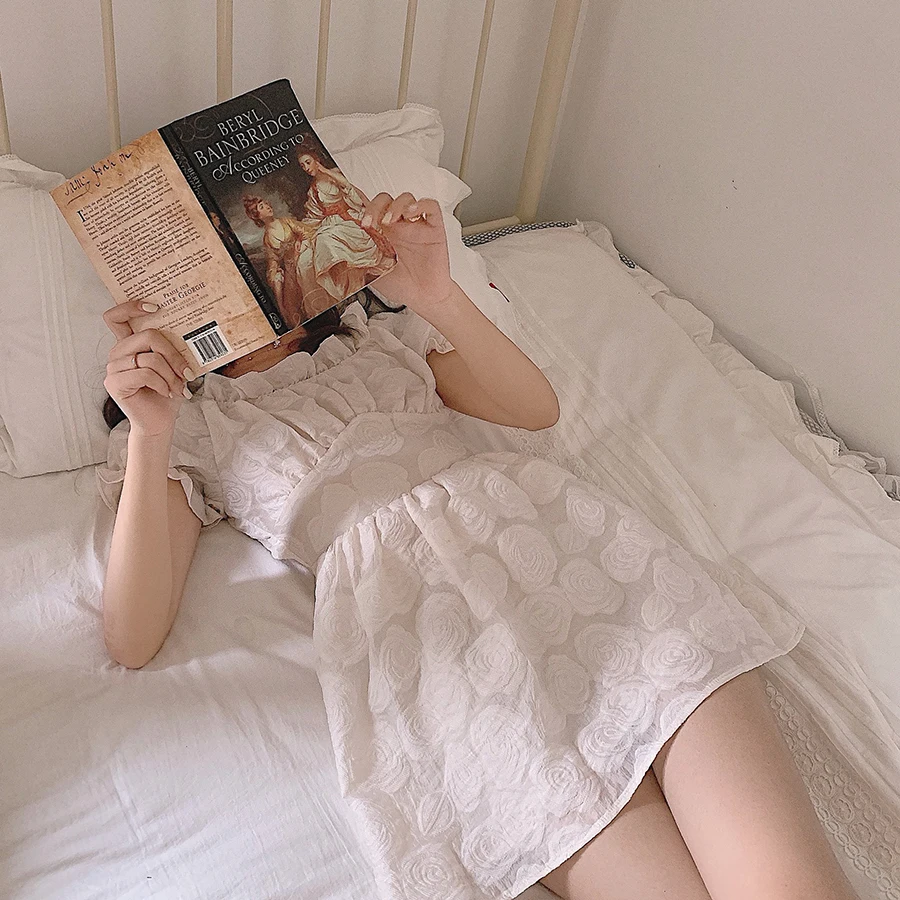 GoneGoing 2021 Summer Women Sweet Slim Black Backless Dress Ladies Princess Ruffle Neck Dresses
GoneGoing 2021 Summer Women Sweet Slim Black Backless Dress Ladies Princess Ruffle Neck Dresses