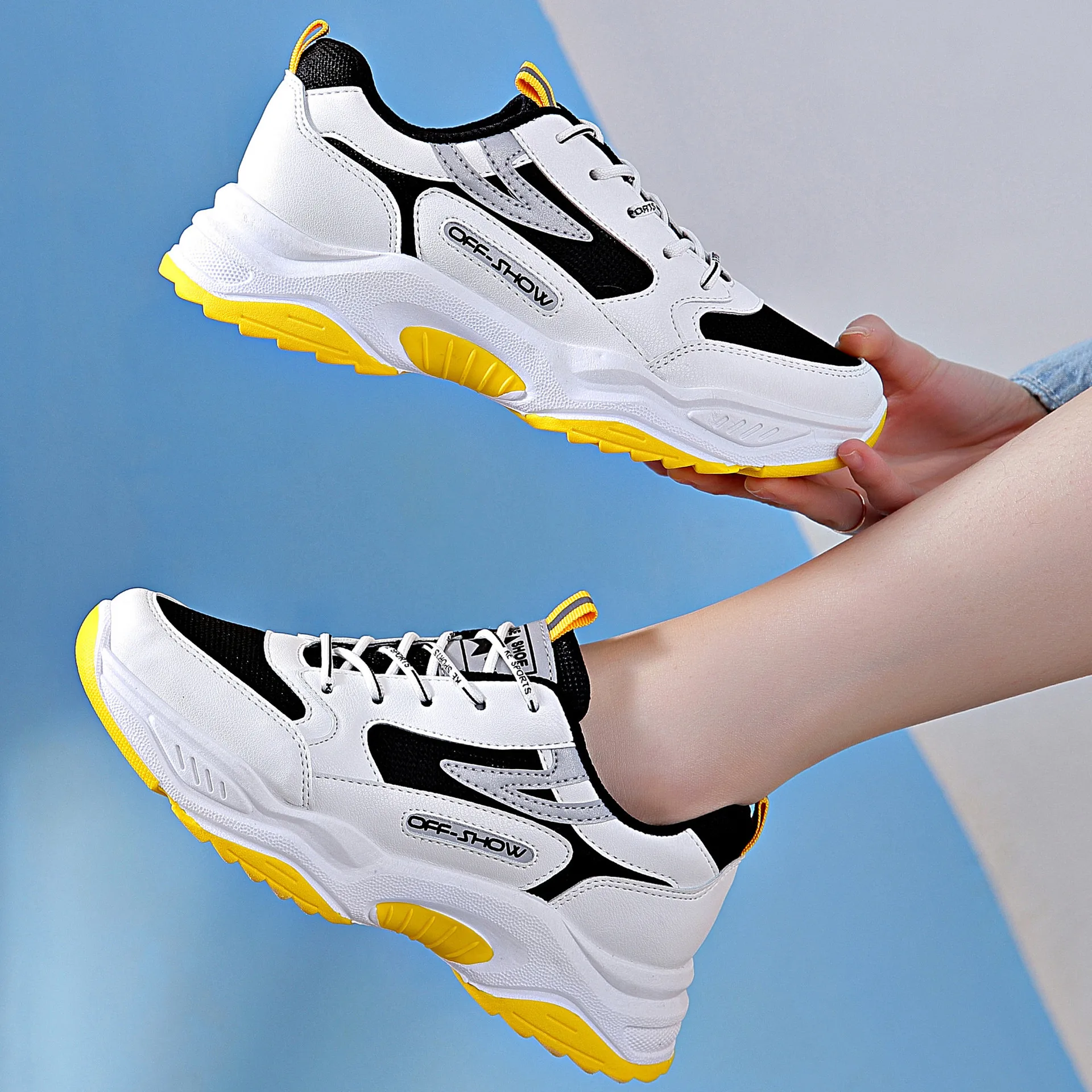 Vogue of new fund of 2021 torre shoes color matching casual sport of portable wind for women's shoes of England
Vogue of new fund of 2021 torre shoes color matching casual sport of portable wind for women's shoes of England