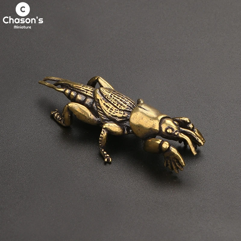 Antique Bronze Brass Mole Cricket Beetle Bug Insect Octopus Figurines Statue Home Car Decoration Ornaments Key Rings Pendant 
Antique Bronze Brass Mole Cricket Beetle Bug Insect Octopus Figurines Statue Home Car Decoration Ornaments Key Rings Pendant