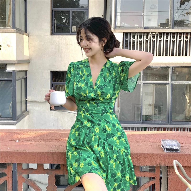 Летнее короткое модное повседневное праздничное шифоновое платье с V-образным вырезом и коротким рукавом YOU192 
Летнее короткое модное повседневное праздничное шифоновое платье с V-образным вырезом и коротким рукавом YOU192