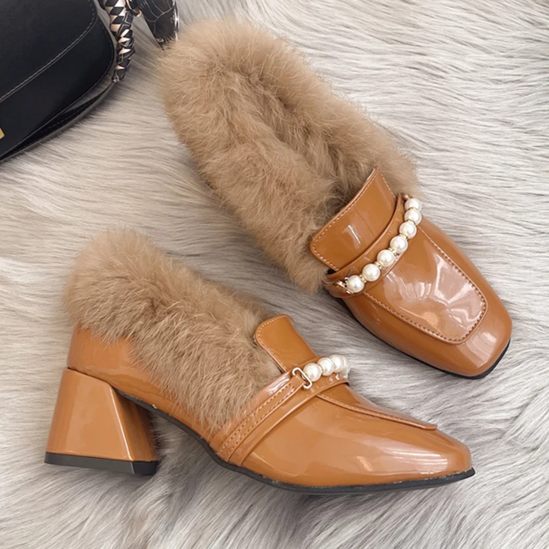 Female Winter New Pumps 2021 Furry High Heels String Bead Shoes Fashion Square Heels Casual Oxfords Shoes Ladies Slip On Pumps
Female Winter New Pumps 2021 Furry High Heels String Bead Shoes Fashion Square Heels Casual Oxfords Shoes Ladies Slip On Pumps