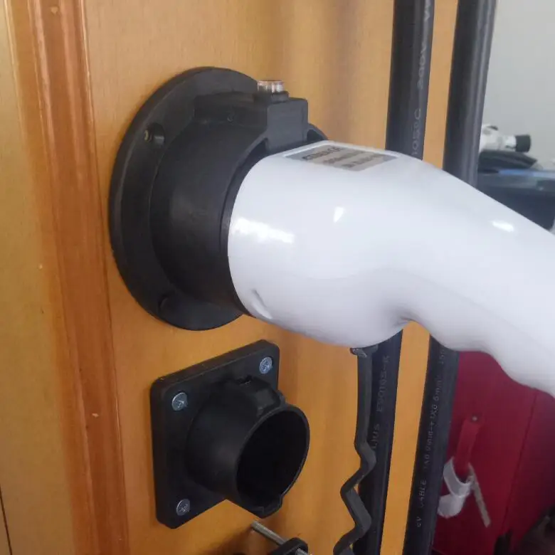 Держатель зарядного устройства EV для док-станции UA Plug, Держатель сопла EVSE для разъема SAE J1772, разъем для электромобиля с
Держатель зарядного устройства EV для док-станции UA Plug, Держатель сопла EVSE для разъема SAE J1772, разъем для электромобиля с