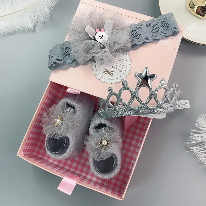 Baby Headband Sock set with Gift box bag for Newborn Baby Infant Toddlers Girls Kids 2 Headbands+1 Socks baby shower favor 20set
Baby Headband Sock set with Gift box bag for Newborn Baby Infant Toddlers Girls Kids 2 Headbands+1 Socks baby shower favor 20set