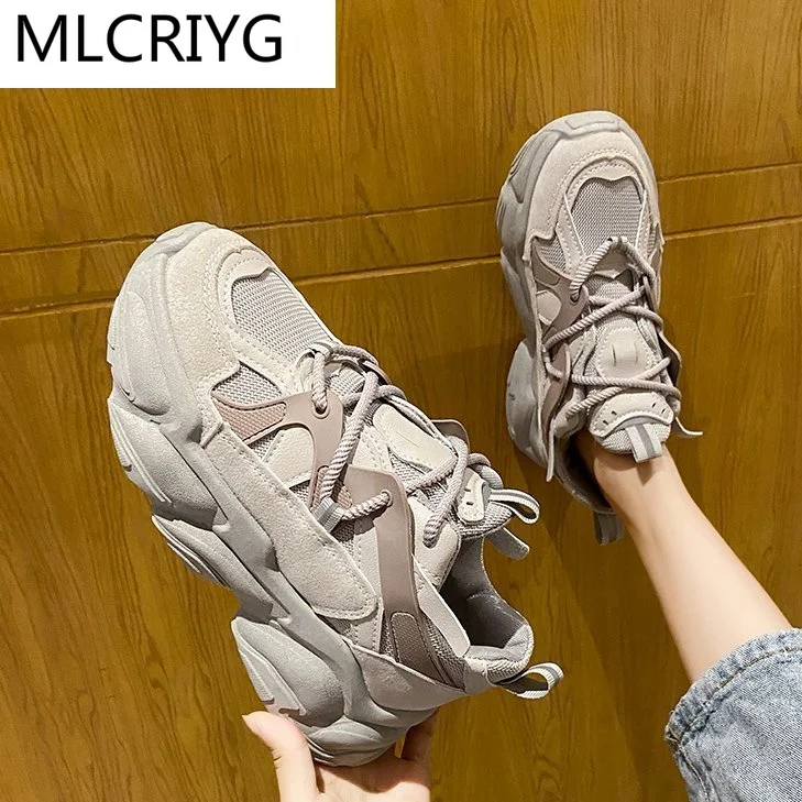 Кроссовки женские на платформе, Вулканизированная подошва, удобная повседневная обувь, на шнуровке, с круглым носком, дышащие сетчатые, вес...
Кроссовки женские на платформе, Вулканизированная подошва, удобная повседневная обувь, на шнуровке, с круглым носком, дышащие сетчатые, вес...