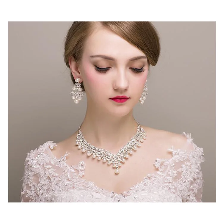 FUN-BEAUTY Korean Bride Pearl Necklace Fashion V-shaped Clavicle Knot Necklace Earring Set All-match Women's Jewelry Set
FUN-BEAUTY Korean Bride Pearl Necklace Fashion V-shaped Clavicle Knot Necklace Earring Set All-match Women's Jewelry Set
