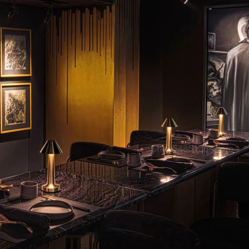 Touch Sensor Battery Table Lamp Bar KTV Cordless Portable Desk Lamp Rechargeable Lamps Bedroom Restaurant Stand Light Fixtures
Touch Sensor Battery Table Lamp Bar KTV Cordless Portable Desk Lamp Rechargeable Lamps Bedroom Restaurant Stand Light Fixtures