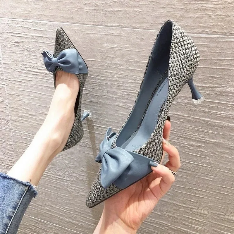 BJYL High Heels Small Autumn French Women's Stiletto Heel 2020 Fragrance New Versatile Ladies Temperament PU Leather Bow
BJYL High Heels Small Autumn French Women's Stiletto Heel 2020 Fragrance New Versatile Ladies Temperament PU Leather Bow