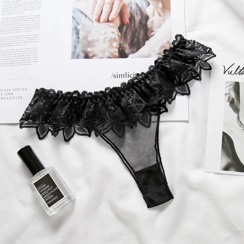 Sexy Lace Panties Women Thong Breathable Low Waist Mesh Fashion Women's Hollow Out Underwear Underpants Lingerie 
Sexy Lace Panties Women Thong Breathable Low Waist Mesh Fashion Women's Hollow Out Underwear Underpants Lingerie