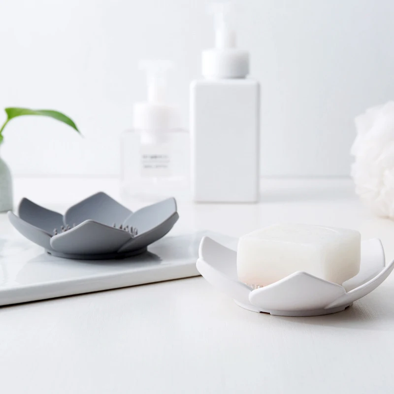 Soft Silicone Box Draining Soap Dish Soap Box Plate Lotus/Fish Bone Shape Holder Home Portable Soap Dishes Bathroom Accessories
Soft Silicone Box Draining Soap Dish Soap Box Plate Lotus/Fish Bone Shape Holder Home Portable Soap Dishes Bathroom Accessories