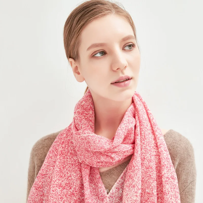 2021 New Inner Mongolia source manufacturer worsted color jet women's wool scarf personalized fashion shawl contrast color scarf
2021 New Inner Mongolia source manufacturer worsted color jet women's wool scarf personalized fashion shawl contrast color scarf