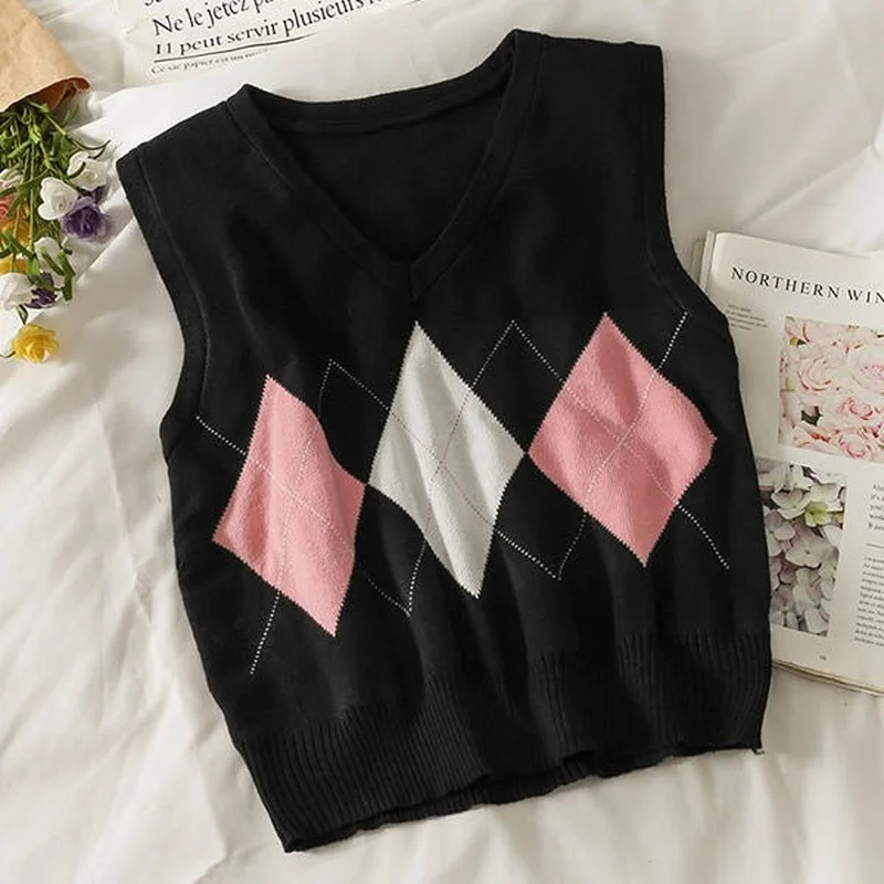 Sweater Vest Women V-neck Sleeveless Knitted Vintage Preppy Style Korean Fashion All-match Argyle Casual Female Autumn Cozy Ins
Sweater Vest Women V-neck Sleeveless Knitted Vintage Preppy Style Korean Fashion All-match Argyle Casual Female Autumn Cozy Ins