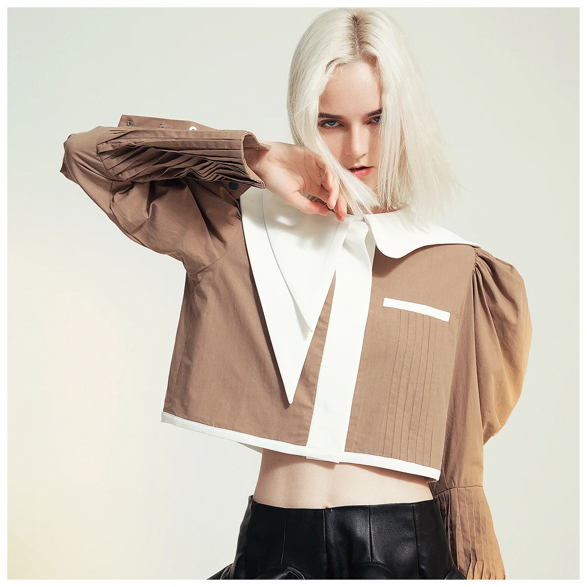 Spring autumn new design irregular collar cropped coat women blazer casual long sleeve jacket clothing tops
Spring autumn new design irregular collar cropped coat women blazer casual long sleeve jacket clothing tops