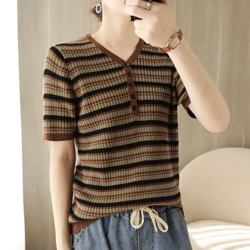 New style cotton plus size women's short-sleeved T-shirt women loose contrast color striped short-sleeved sweater top women
New style cotton plus size women's short-sleeved T-shirt women loose contrast color striped short-sleeved sweater top women