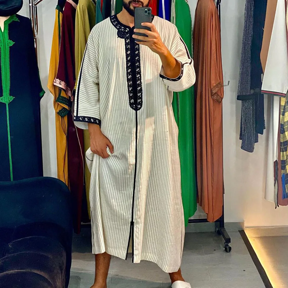 Panjabi Dress For Men Muslim Islamic Kaftan Arab Fashion Striped Cool Man Oversized Loose Long Robe Dubai Saudi Arab Plus Size
Panjabi Dress For Men Muslim Islamic Kaftan Arab Fashion Striped Cool Man Oversized Loose Long Robe Dubai Saudi Arab Plus Size