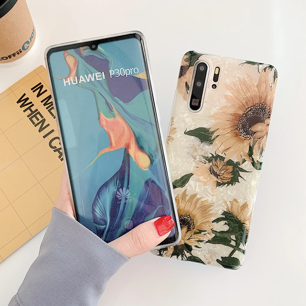 Luxury Vintage Sunflower Phone Cases for Huawei P40 P30 P20 Pro Lite Mate 30 Mate 20 Pro Soft IMD Floral Phone Back Cover
Luxury Vintage Sunflower Phone Cases for Huawei P40 P30 P20 Pro Lite Mate 30 Mate 20 Pro Soft IMD Floral Phone Back Cover