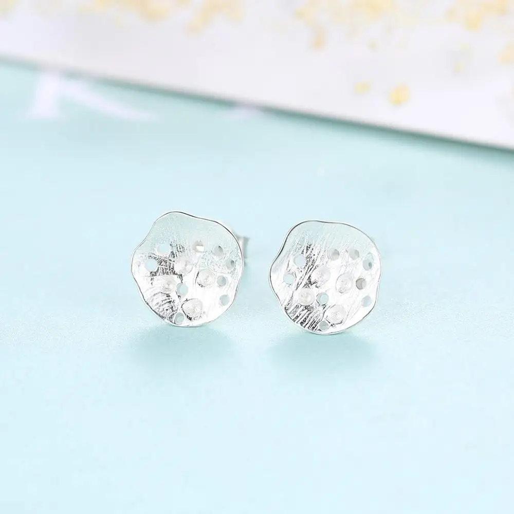 SANYU Design Unique 18K Gold Plated Genuine 925 Sterling Silver Lotus leaf Stud Earrings for Women Fashion Fine Jewelry Brincos
SANYU Design Unique 18K Gold Plated Genuine 925 Sterling Silver Lotus leaf Stud Earrings for Women Fashion Fine Jewelry Brincos