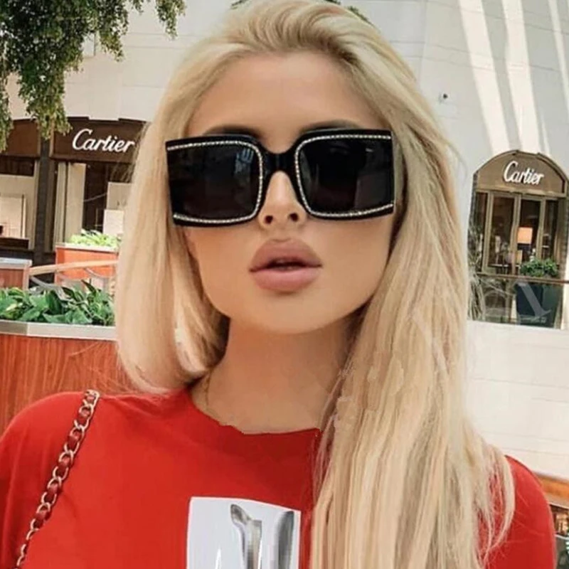 Oversized Square Sunglasses for Women Fashion Luxury Brand Designer Shade for Women Classic Goggle Decorative Sun Glasses Gafas
Oversized Square Sunglasses for Women Fashion Luxury Brand Designer Shade for Women Classic Goggle Decorative Sun Glasses Gafas