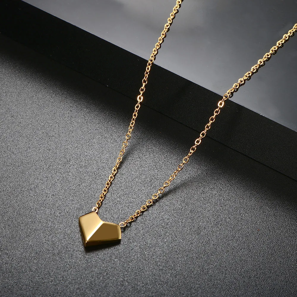 ZMFashion Folding Heart Shape Geometric Pendant Necklaces Women Men Link Chain Charm Stainless Steel Romantic Couple Jewelry
ZMFashion Folding Heart Shape Geometric Pendant Necklaces Women Men Link Chain Charm Stainless Steel Romantic Couple Jewelry