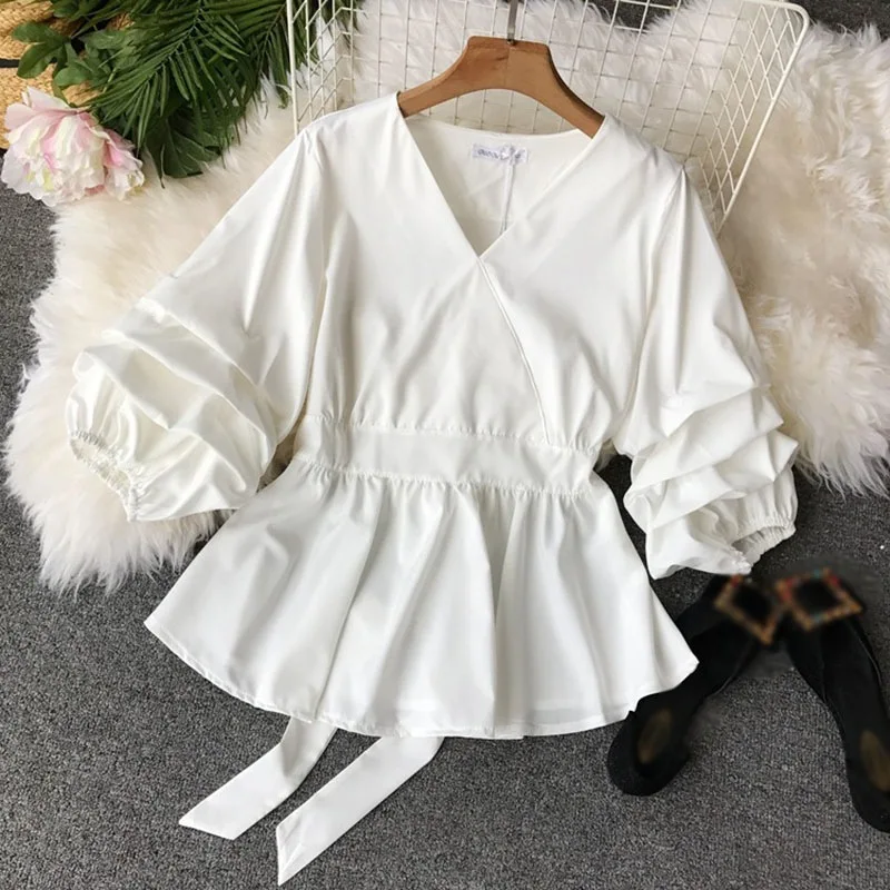 Female Pleated Casual Chiffon Blouse V Neck Flare Sleeve A-shape Hem Shirts Blouses Three-quarter Sleeves Solid Women's Shirts
Female Pleated Casual Chiffon Blouse V Neck Flare Sleeve A-shape Hem Shirts Blouses Three-quarter Sleeves Solid Women's Shirts