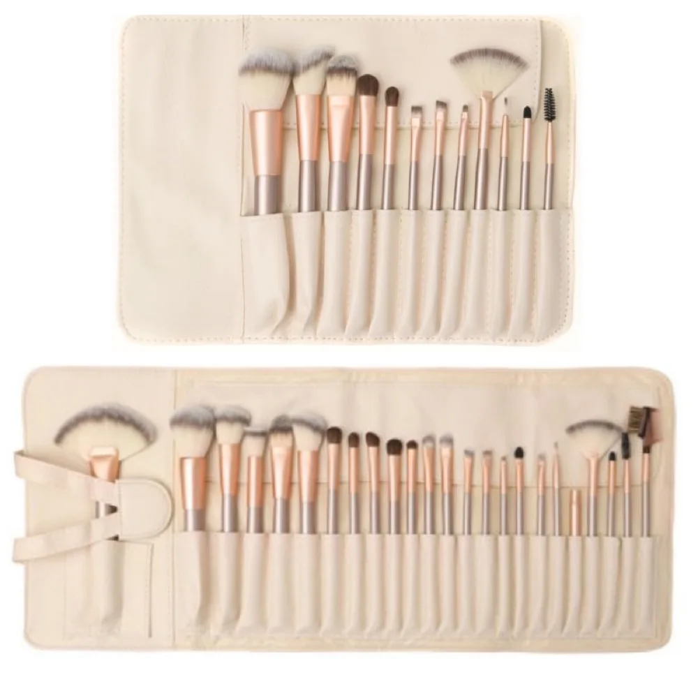 12/24Pcs/Set Super Soft Desiger Makeup Brushes Foundation Powder Blush Eyeshadow Blending Cosmetic Set Tools Brochas Maquillaje 
12/24Pcs/Set Super Soft Desiger Makeup Brushes Foundation Powder Blush Eyeshadow Blending Cosmetic Set Tools Brochas Maquillaje