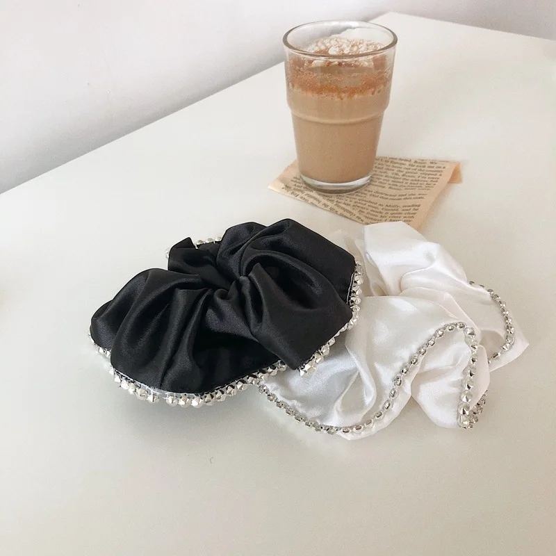 Korean Fashion Sweet Satin Hair Bands Elastic Hair Tie Hair Rope For Women Girls Simple Hair Accessories
Korean Fashion Sweet Satin Hair Bands Elastic Hair Tie Hair Rope For Women Girls Simple Hair Accessories