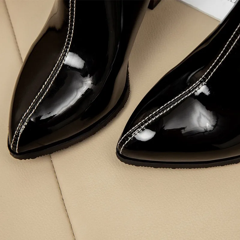 Winter boots women shoes high heels 2020 new round toe patent leather block heel zipper ankle boots black Chelsea boots size 45
Winter boots women shoes high heels 2020 new round toe patent leather block heel zipper ankle boots black Chelsea boots size 45