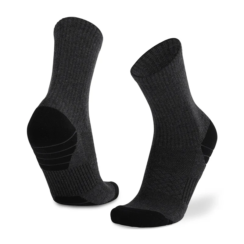 Men's leisure stockings new thickened outdoor running socks comfortable breathable socks
Men's leisure stockings new thickened outdoor running socks comfortable breathable socks