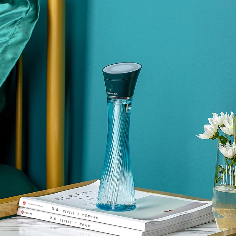 Electric Mini Air Humidifier Diffuser 250ML Protable Usb Ultrasonic Cool Mist Humidifier Mist Maker Fogger Led Night Light
Electric Mini Air Humidifier Diffuser 250ML Protable Usb Ultrasonic Cool Mist Humidifier Mist Maker Fogger Led Night Light