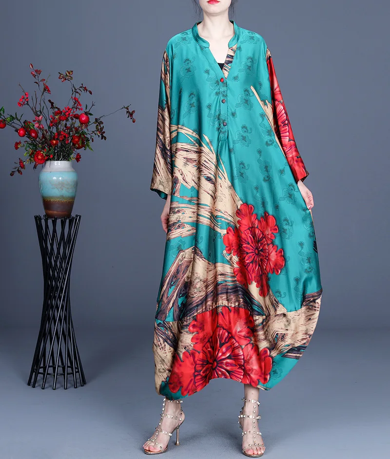 2021 Spring and Summer Fashion New Products Comfortable Loose Women's Dress Elegant Retro Printing Stitching V-neck Women Dress
2021 Spring and Summer Fashion New Products Comfortable Loose Women's Dress Elegant Retro Printing Stitching V-neck Women Dress