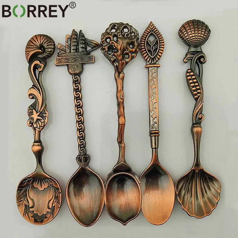 Металлическая кофейная ложка BORREY 5 шт./компл., винтажная бронзовая кофейная чайная ложка, столовая ложка из сплава, золотая, серебряная ложка, аксессуары для кофе
Металлическая кофейная ложка BORREY 5 шт./компл., винтажная бронзовая кофейная чайная ложка, столовая ложка из сплава, золотая, серебряная ложка, аксессуары для кофе