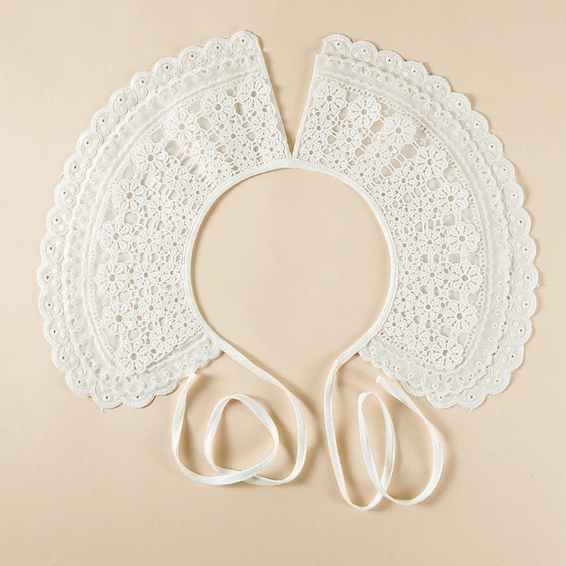 Embroidery Petal Floral Lace Fake Collar Shawl Wrap 3 Layer Hollow Out Short Poncho Capelet Scalloped Trim Decorative
Embroidery Petal Floral Lace Fake Collar Shawl Wrap 3 Layer Hollow Out Short Poncho Capelet Scalloped Trim Decorative