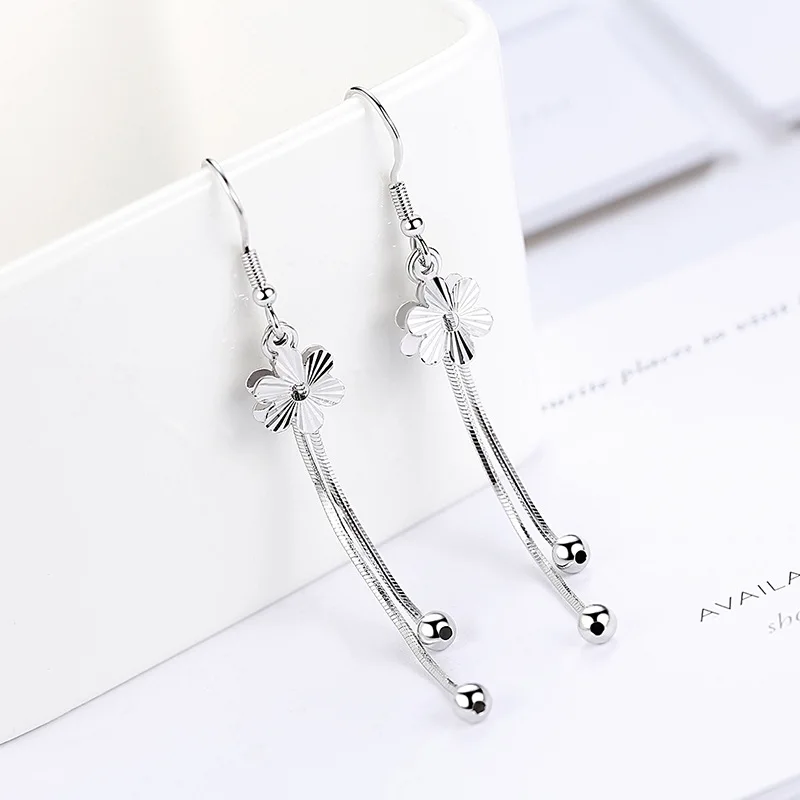 Women's Fashion Romantic Plum Blossom Design Long Chain Tassel Drop Earrings Cute Flower Dangle Earring Poetic Earring Jewelry
Women's Fashion Romantic Plum Blossom Design Long Chain Tassel Drop Earrings Cute Flower Dangle Earring Poetic Earring Jewelry