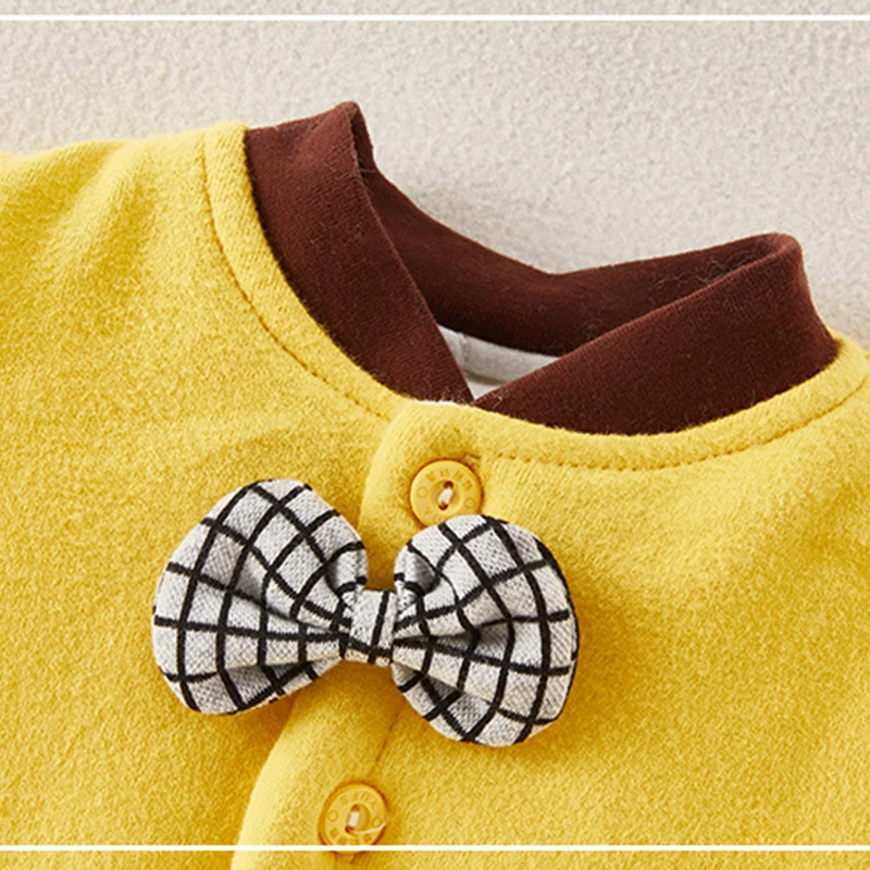 2021 Spring and Autumn Lapel Plaid Bow Cotton Costume for Baby Long Sleeve Trousers 2Pcs Sets Letter Kids Clothing
2021 Spring and Autumn Lapel Plaid Bow Cotton Costume for Baby Long Sleeve Trousers 2Pcs Sets Letter Kids Clothing
