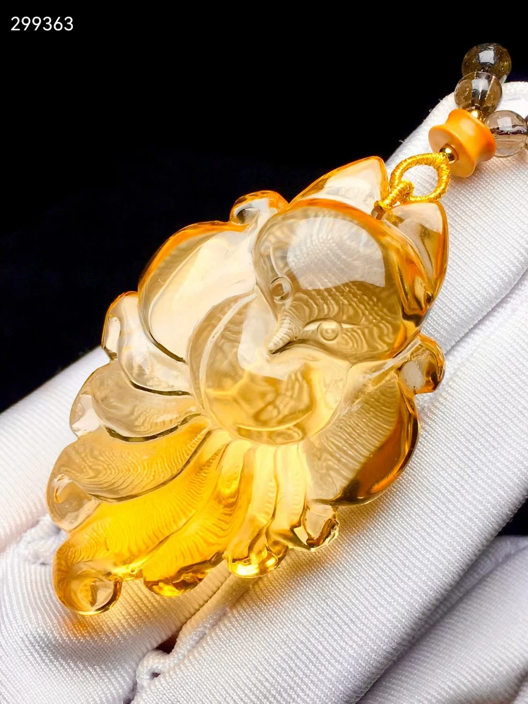 

Natural Yellow Citrine Quartz 9 Tails Fox Pendant Brazil Women Jewelry 52.31.16mm Clear Citrine Beads Necklace AAAAA
