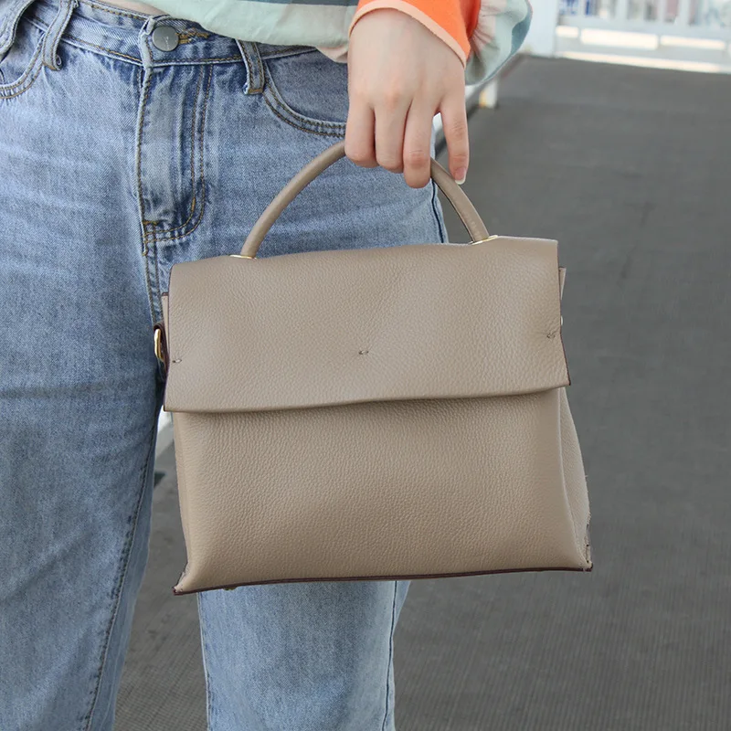 lady commuting genuine leather shoulder bag for female high quality real cowhide black khaki elegant sathcel crossbody bag
lady commuting genuine leather shoulder bag for female high quality real cowhide black khaki elegant sathcel crossbody bag