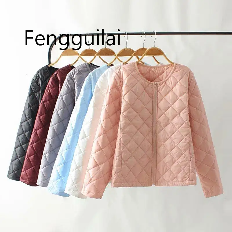 FENGGUILAI 2019 Plus Size Casual Short Parkas Autumn Winter Women Clothing Fashion Loose Argyle Zipper Thin Warm Padded Coats
FENGGUILAI 2019 Plus Size Casual Short Parkas Autumn Winter Women Clothing Fashion Loose Argyle Zipper Thin Warm Padded Coats