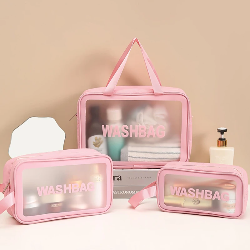 Trousse De Toilette 2021 Luxury Single Shoulder Messenger Bag Cosmetic Small Travel Bag Waterproof Portable Make Up PVC Handbag
Trousse De Toilette 2021 Luxury Single Shoulder Messenger Bag Cosmetic Small Travel Bag Waterproof Portable Make Up PVC Handbag