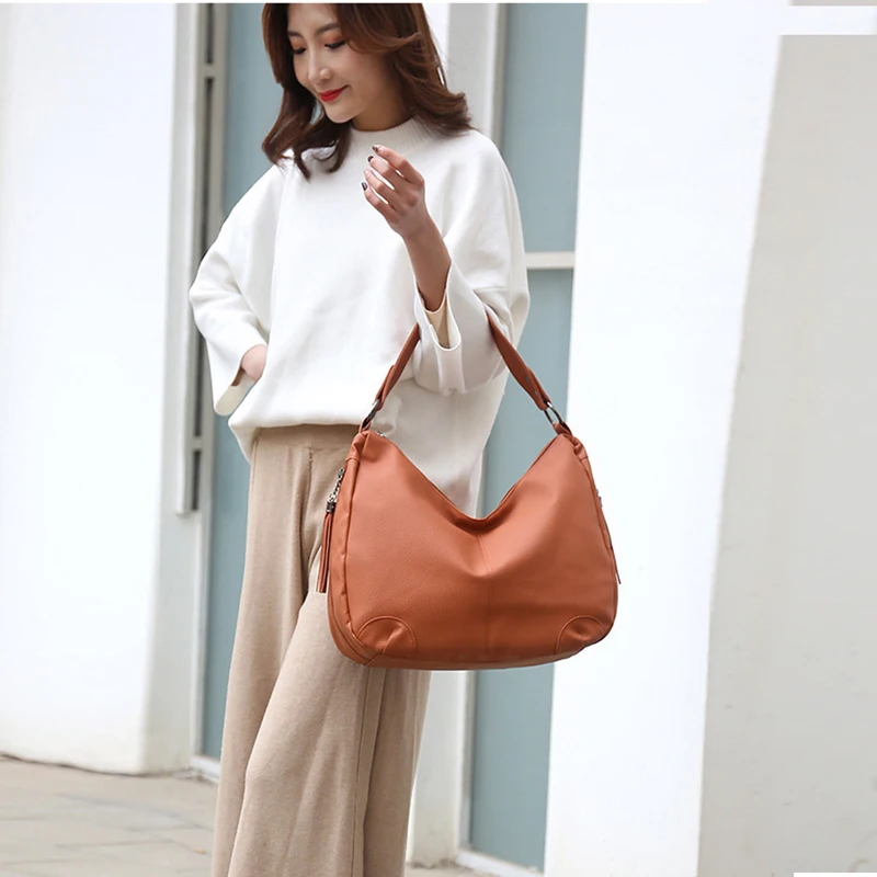 Handbag Women Large Capacity Soft PU Leather Tassel Bags For Ladies Solid Color Hand Bags Bolso Mujer
Handbag Women Large Capacity Soft PU Leather Tassel Bags For Ladies Solid Color Hand Bags Bolso Mujer