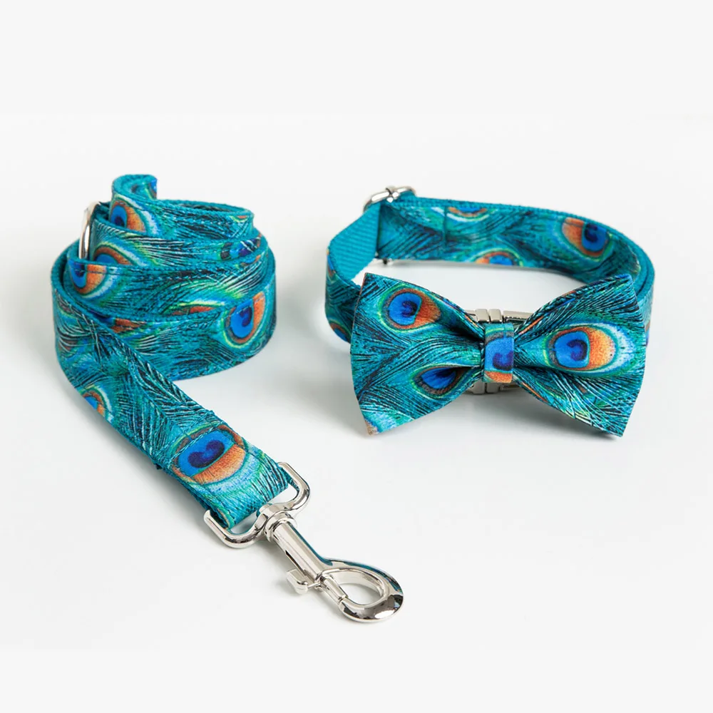Fashion Dog Collar Personalized Peacock Printed Dog Leash And Collar Set With Bow Tie Adjustable Collar Durable Pet Accessories
Fashion Dog Collar Personalized Peacock Printed Dog Leash And Collar Set With Bow Tie Adjustable Collar Durable Pet Accessories