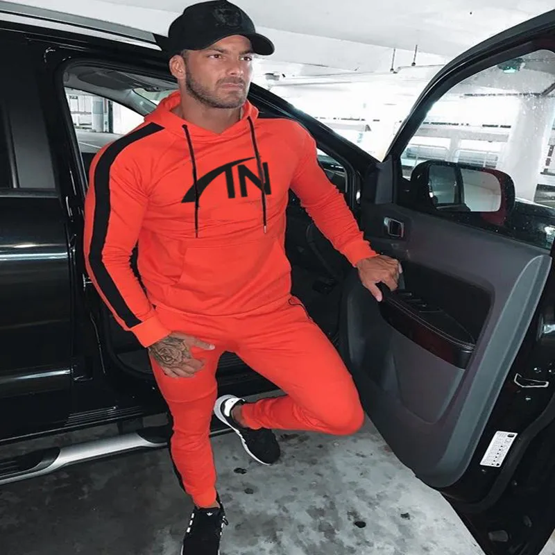 Autumn new workout clothes men's hooded outdoor sweater long-sleeved running clothes sportswear workout clothes
Autumn new workout clothes men's hooded outdoor sweater long-sleeved running clothes sportswear workout clothes