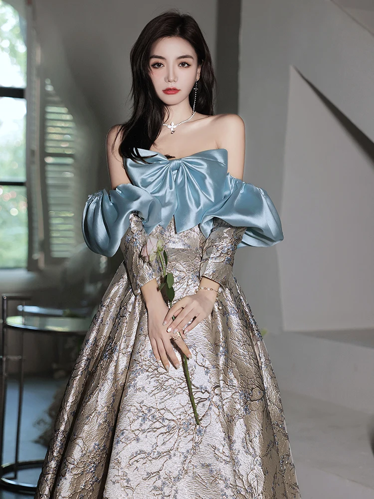 Off The Shoulder Noble Jacquard Banquet Dress Back Retro Lace-Up Slim A-Line Evening Gowns Floor Length Gown For Women 2021
Off The Shoulder Noble Jacquard Banquet Dress Back Retro Lace-Up Slim A-Line Evening Gowns Floor Length Gown For Women 2021