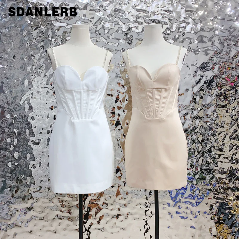 Rhinestone Chain Sling Dress Three-Dimensional Chest Pad Fishbone Tight Waist Strap Party Sheath Dress Elegant Strapless Dress
Rhinestone Chain Sling Dress Three-Dimensional Chest Pad Fishbone Tight Waist Strap Party Sheath Dress Elegant Strapless Dress