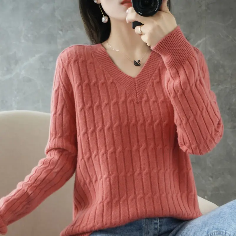 2021 Autumn Winter Twist Sweater Women Loose Korean Style Fahison All-match High Quality Oversize Jacket V-neck Sweater Casual
2021 Autumn Winter Twist Sweater Women Loose Korean Style Fahison All-match High Quality Oversize Jacket V-neck Sweater Casual